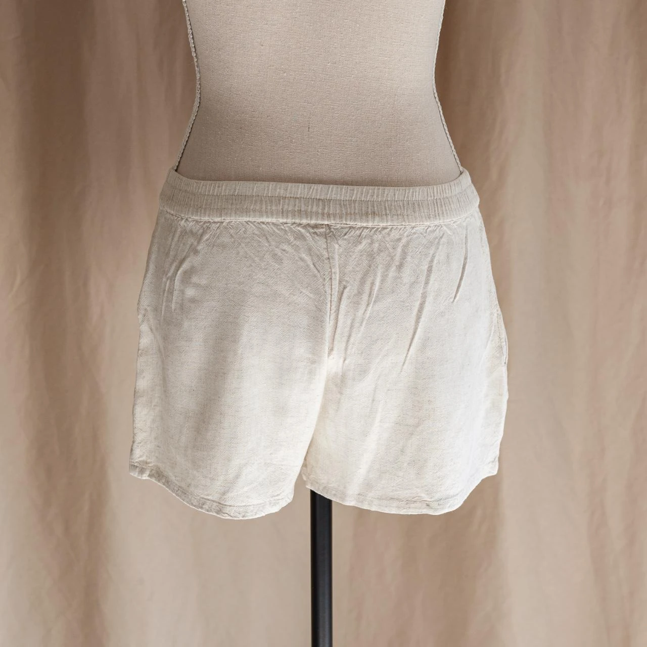 Short de verano ligero en lino y viscosa beige Pimkie – Talla S – photo 4
